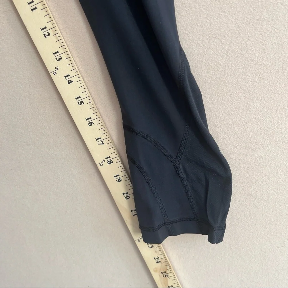Lululemon Inspire Crop‎ II leggings black athletic size 2